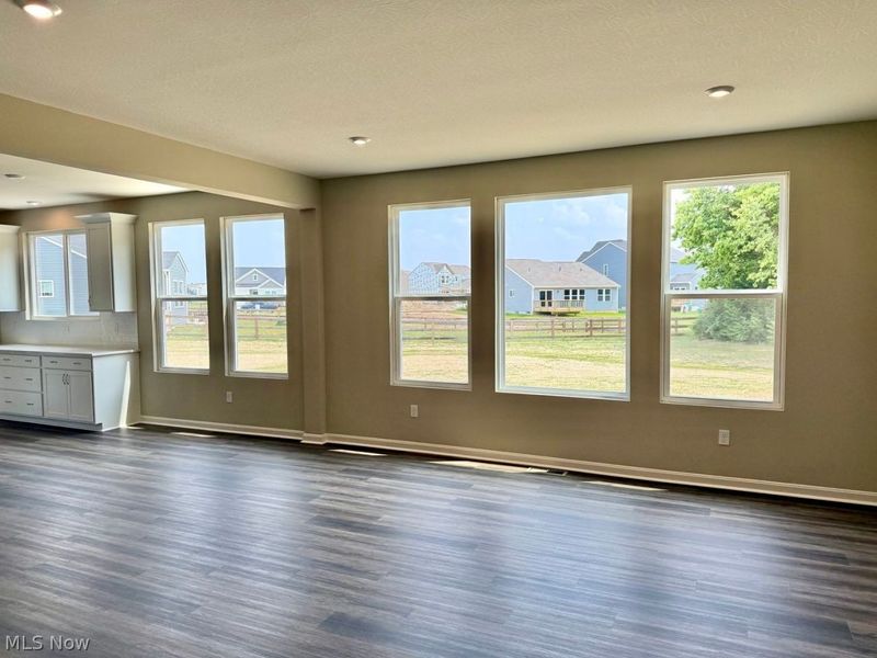 4896 Ridge Road , Wadsworth, OH 44281 Photo 2