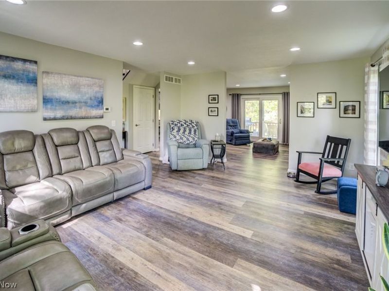 7901 Pettibone Road, Chagrin Falls, OH 44023 Photo 12
