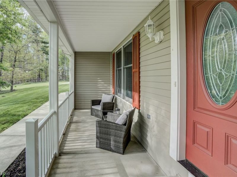 7901 Pettibone Road, Chagrin Falls, OH 44023 Photo 6