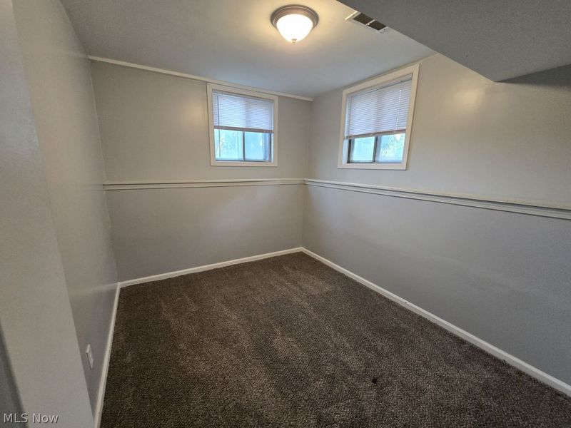 17253 Howe Road , Strongsville, OH 44136 Photo 10