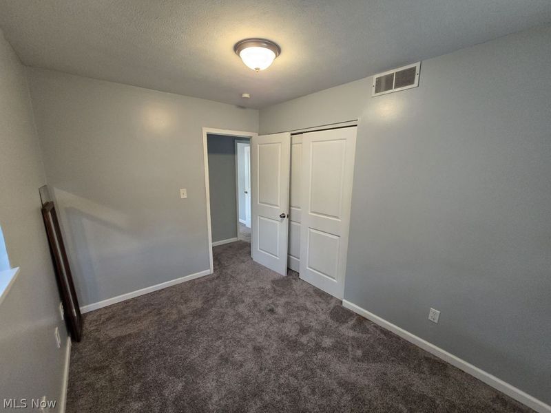 17253 Howe Road , Strongsville, OH 44136 Photo 15
