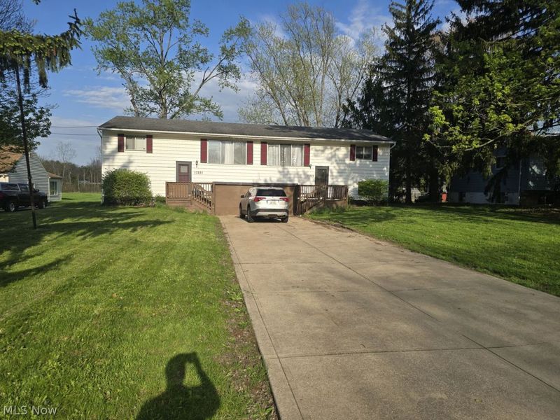 17253 Howe Road , Strongsville, OH 44136 Photo 2