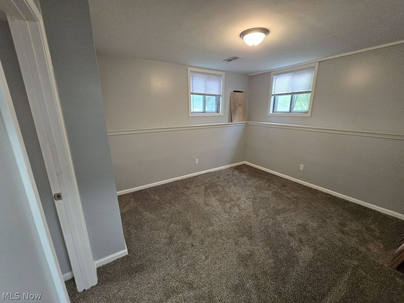 17253 Howe Road , Strongsville, OH 44136 Photo 9