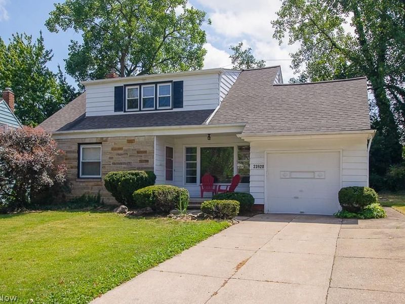 23920 Glenhill Drive, Beachwood, OH 44122 Photo 1