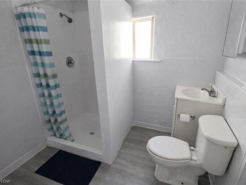 3716 E 50th Street, Cleveland, OH 44105 Photo 11