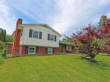 2198 Garden Springs Drive, Lexington, KY 40504