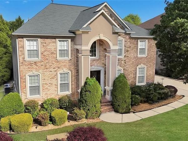 3247 Walnut Ridge, Atlanta, GA 30349