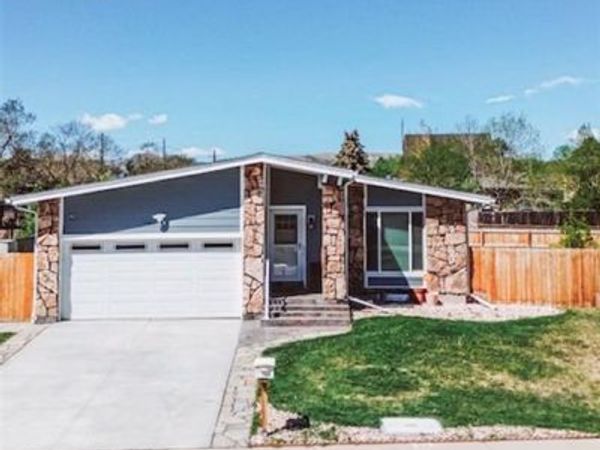1089 S Johnson Way, Lakewood, CO 80226