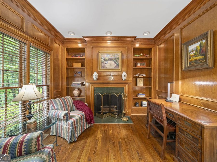 Property Image 4