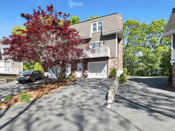 54 Oaklandave, Lynn, MA 01905