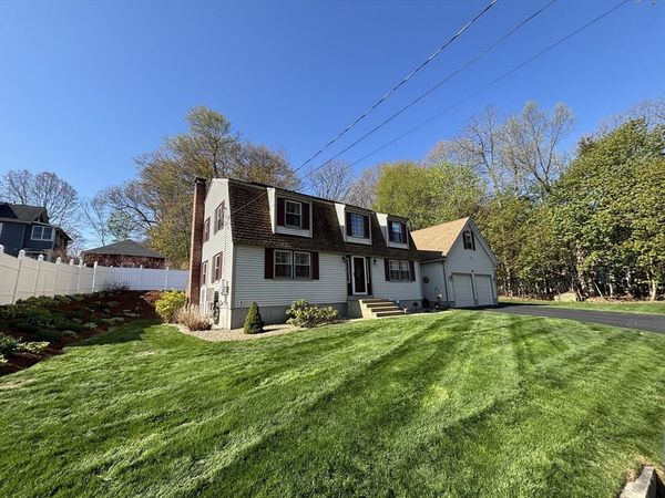 111 Seneca St, Fitchburg, MA 01420