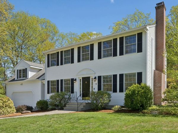 9 Wood, Mendon, MA 01756