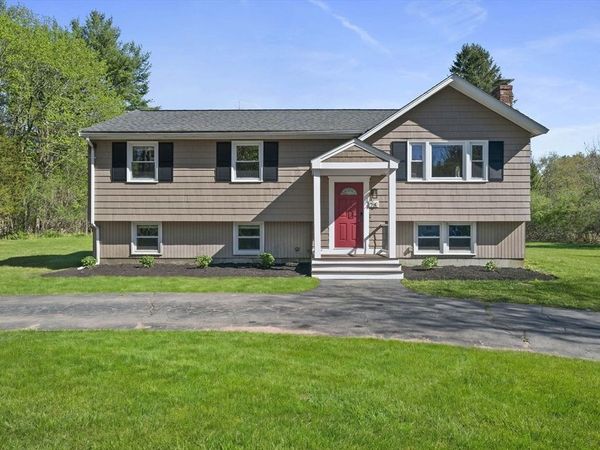 178 Morse St, Sharon, MA 02067