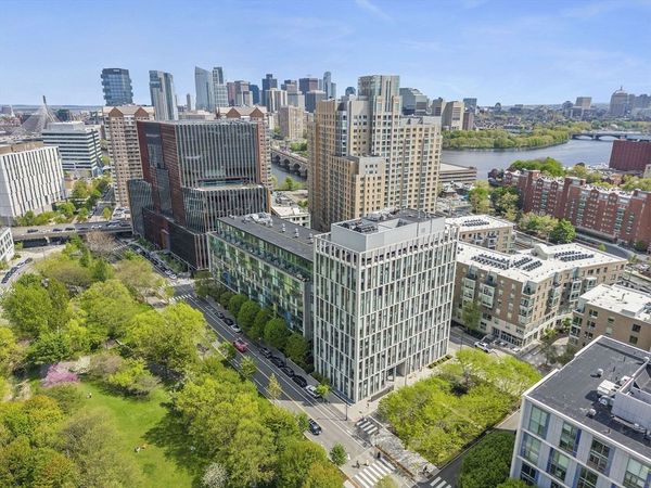 2 Earhart St, Unit 308, Cambridge, MA 02141