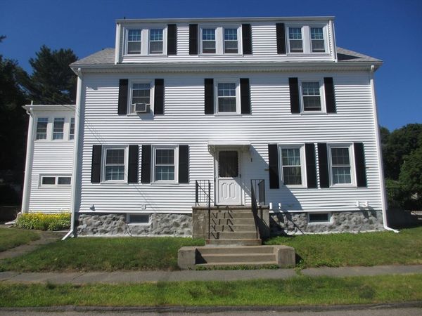60 Washington Street, Unit 60, Wellesley, MA 02481