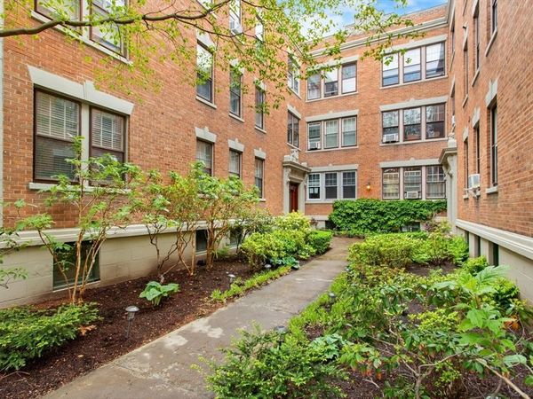 441 Washington Street, Unit 2, Brookline, MA 02445