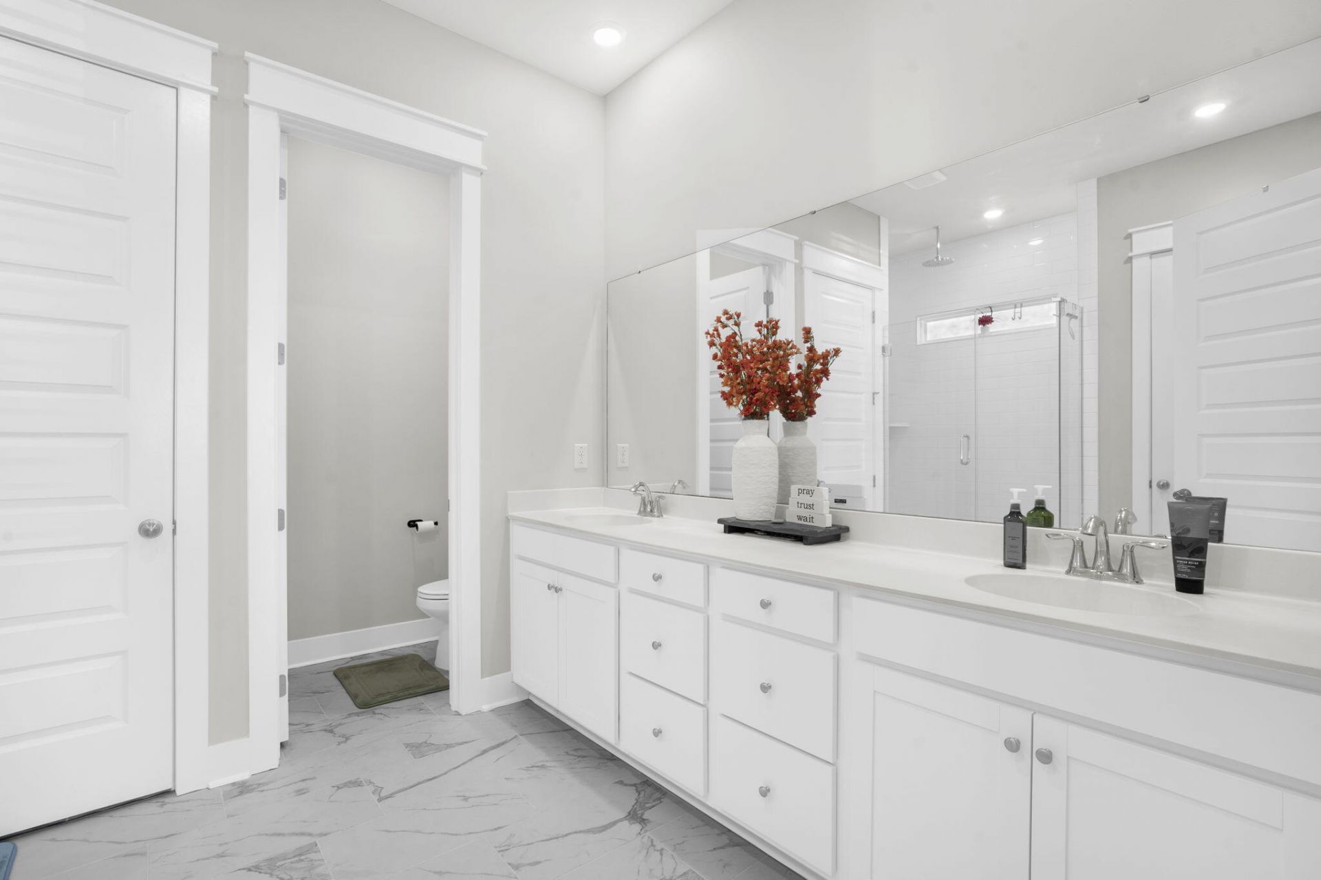 109 Marions Oak Drive Photo 19