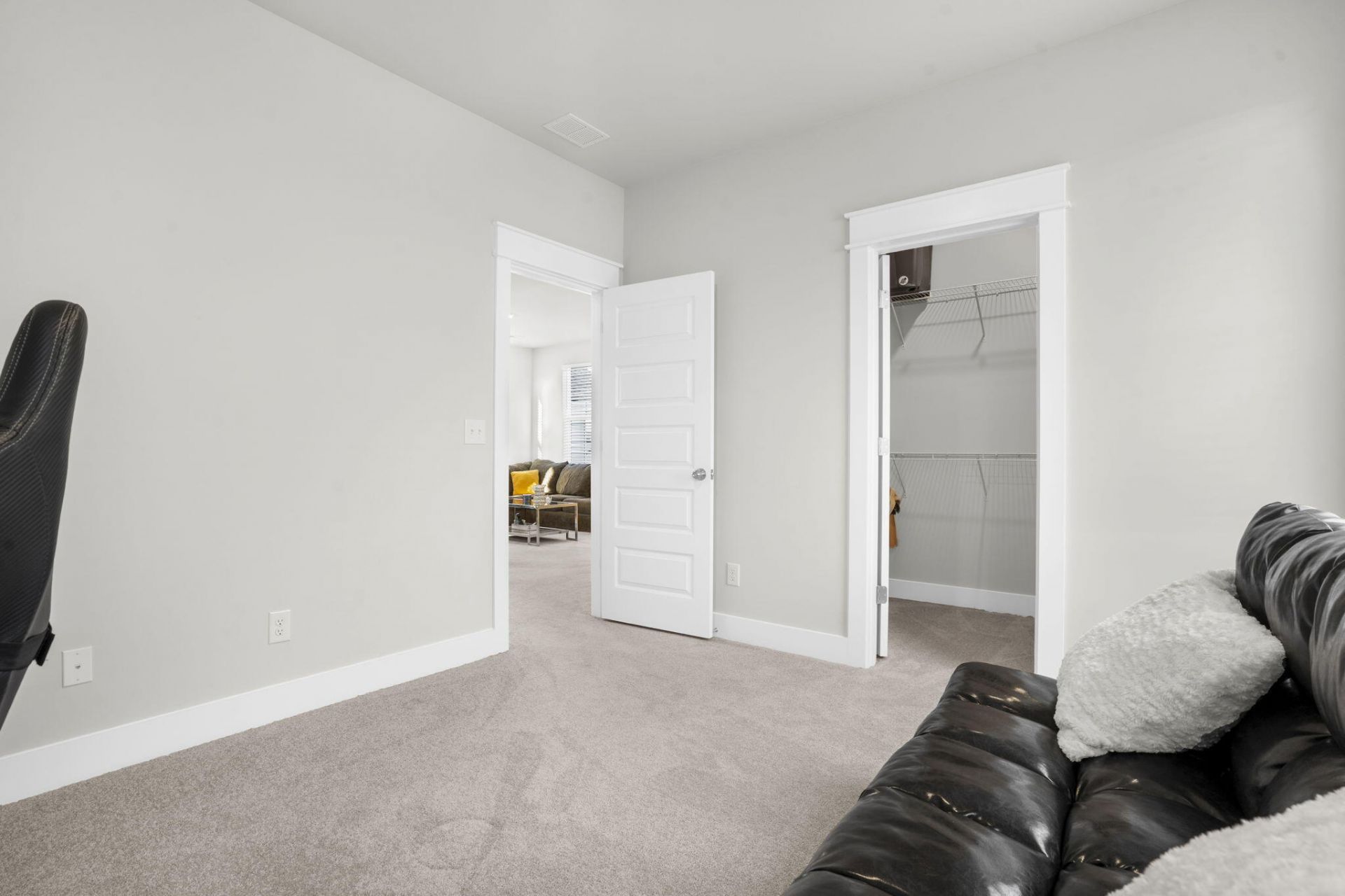 109 Marions Oak Drive Photo 31