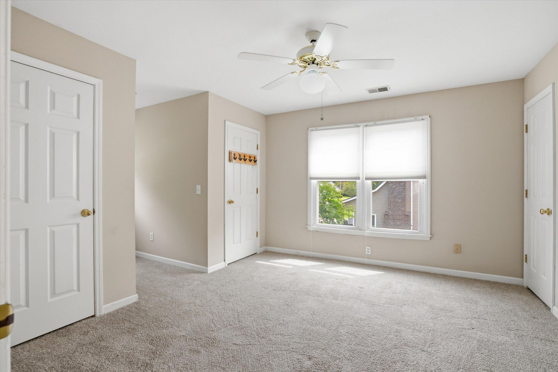 1539 Cedar Avenue Photo 20