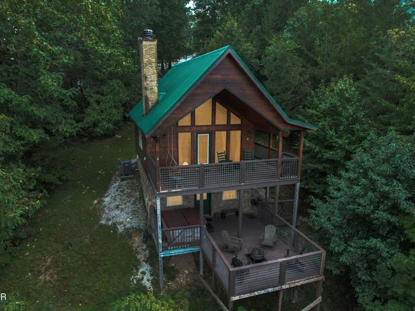 3813 Glenview Way, Sevierville, TN 37862