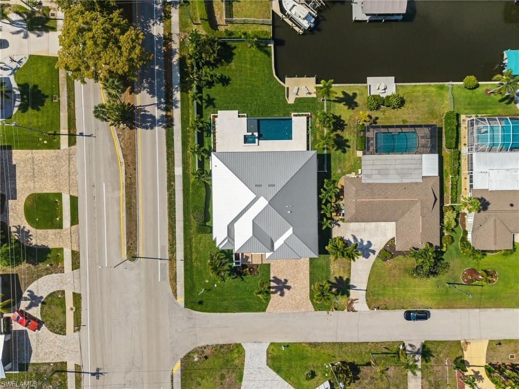 1460 Venetian Ct, Cape Coral, FL 33904 Photo