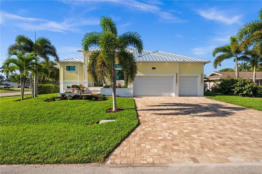 1460 Venetian Ct, Cape Coral, FL 33904 Photo