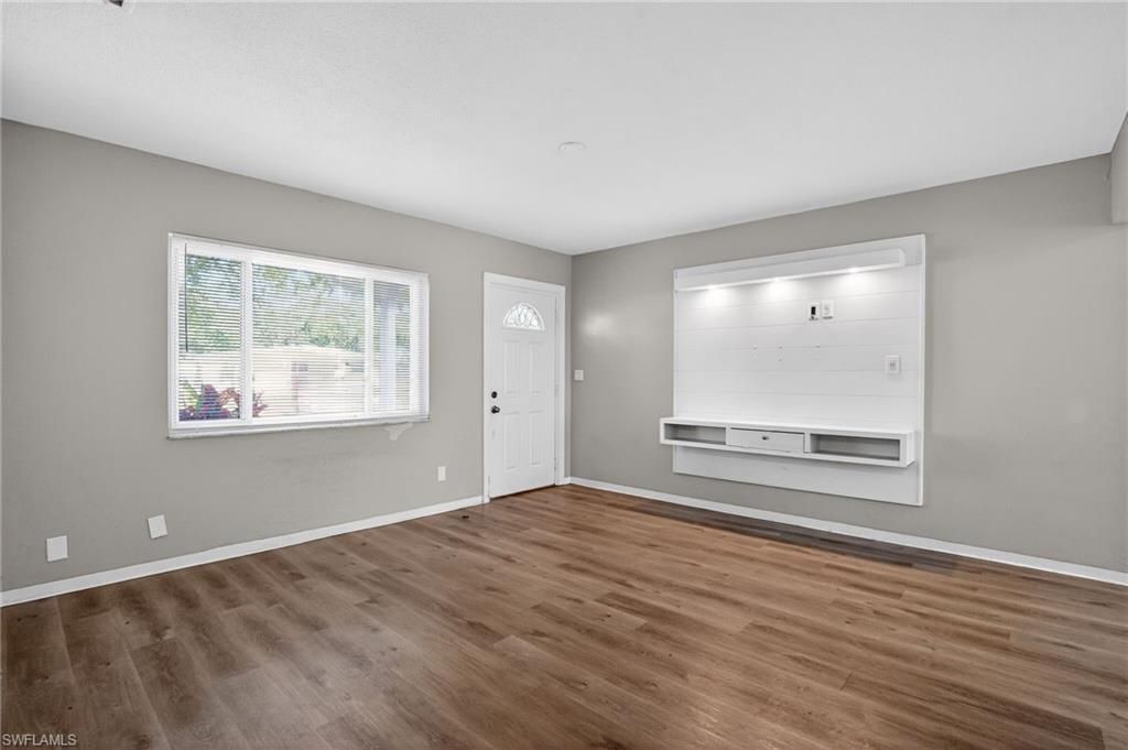 3300 Kingston St N, Saint Petersburg, FL 33713 Photo