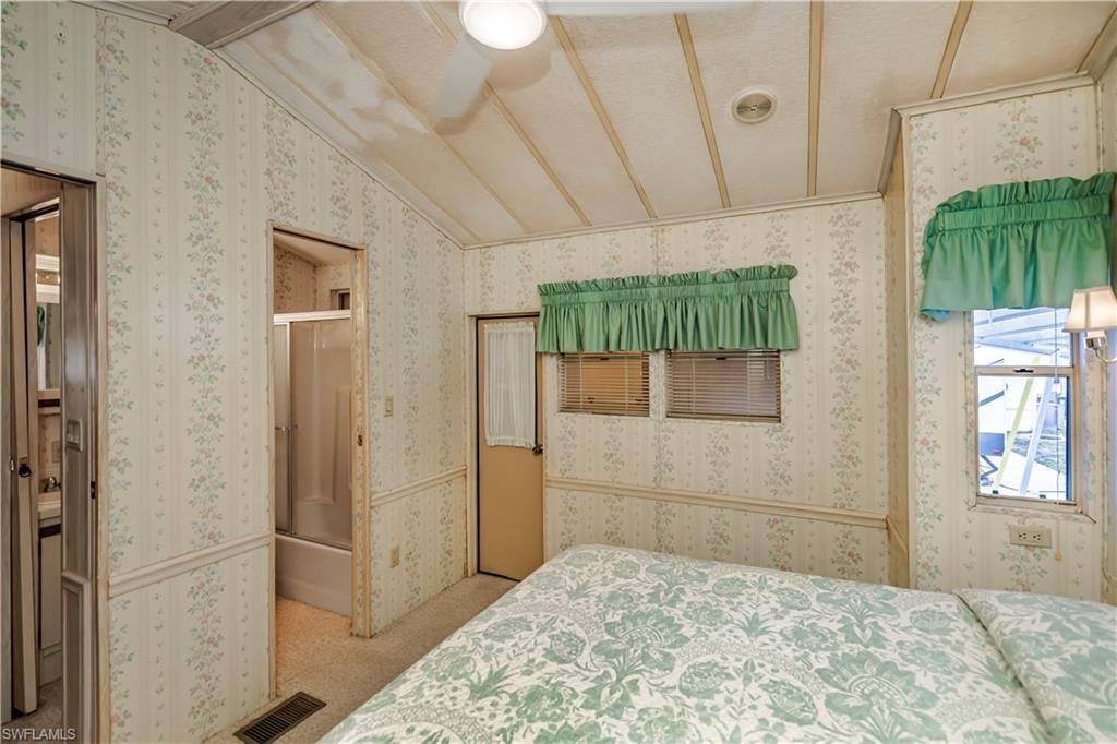 178 Caravan Cir, North Fort Myers, FL 33903 Photo