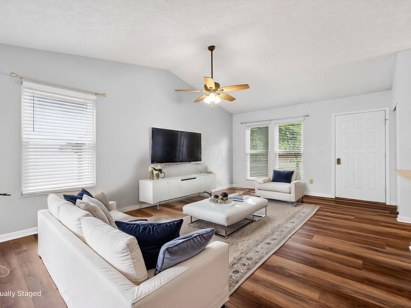 3165 Heatherside Drive, Dublin, OH 43017 Photo 5