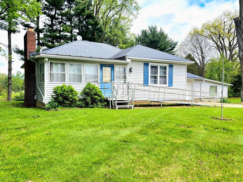 762 Maple Street , Mount Gilead, OH 43338 Photo 6