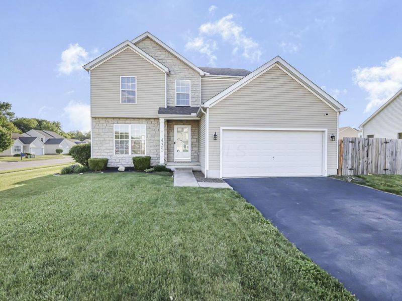1435 Shagbark Street, Circleville, OH 43113 Photo 2