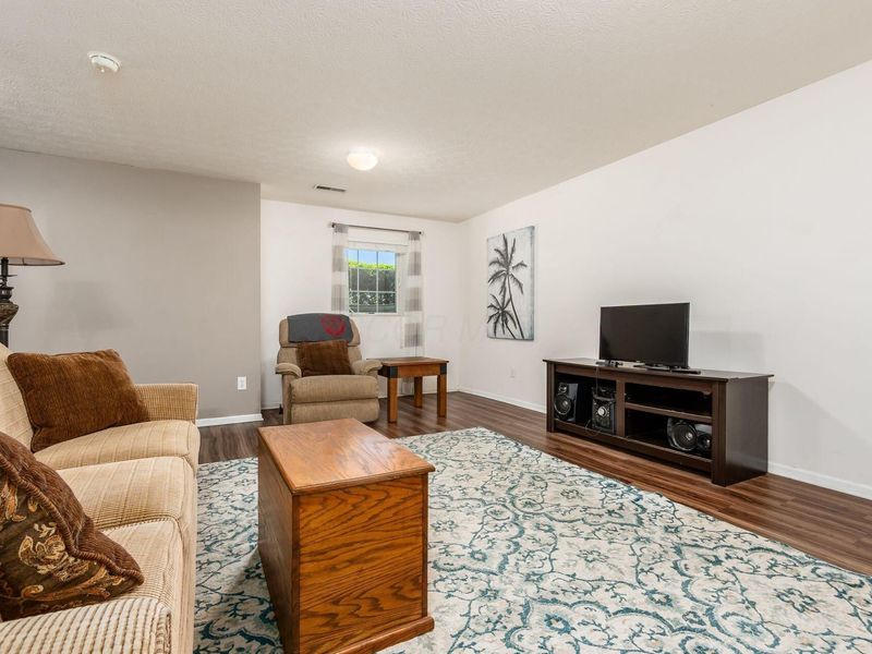 5997 Eden Valley Drive, Unit 604, Westerville, OH 43081 Photo 28