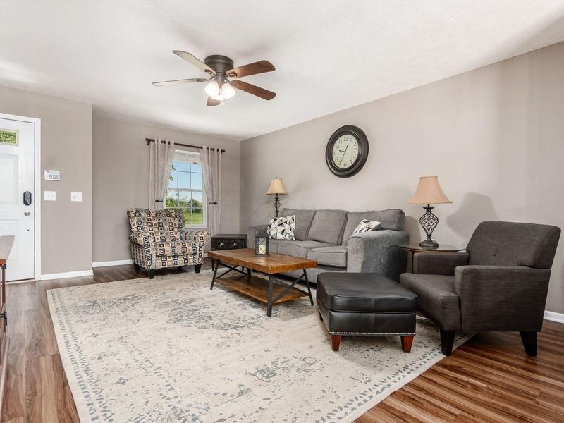 5997 Eden Valley Drive, Unit 604, Westerville, OH 43081 Photo 6