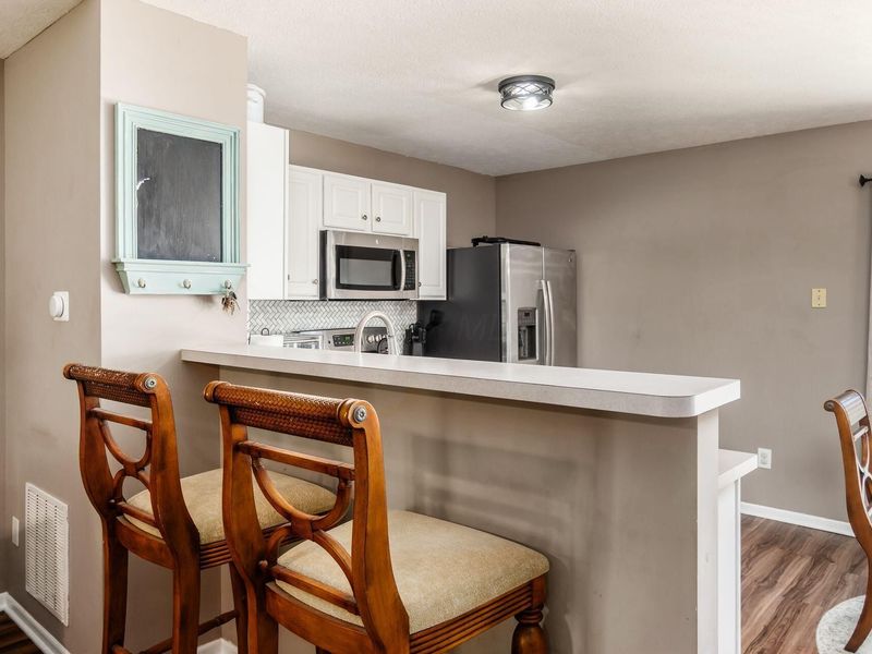 5997 Eden Valley Drive, Unit 604, Westerville, OH 43081 Photo 9