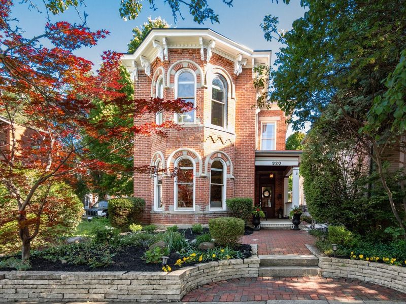 320 W 3rd Avenue, Columbus, OH 43201 Photo 4