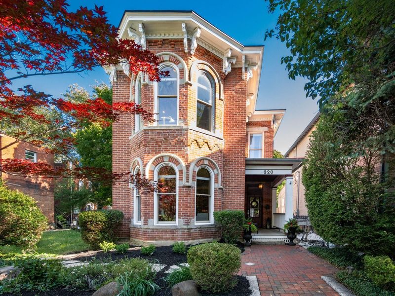 320 W 3rd Avenue, Columbus, OH 43201 Photo 5