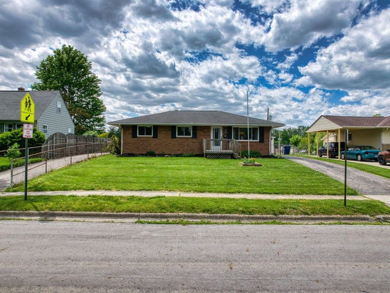 4339 Blythe Road, Columbus, OH 43224 Photo 6