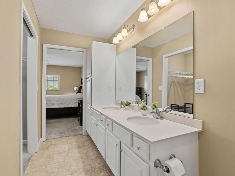 5673 White Goose Road, Unit 12, Westerville, OH 43081 Photo 20