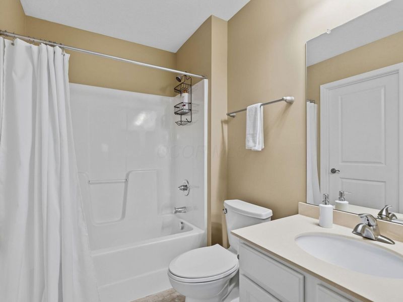 5673 White Goose Road, Unit 12, Westerville, OH 43081 Photo 24