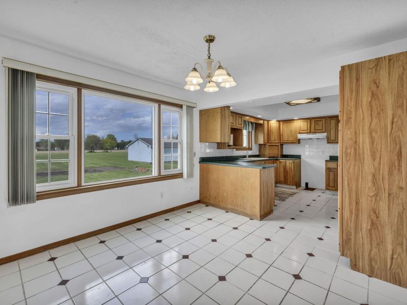 810 Kenton Galion Road E, Marion, OH 43302 Photo 11