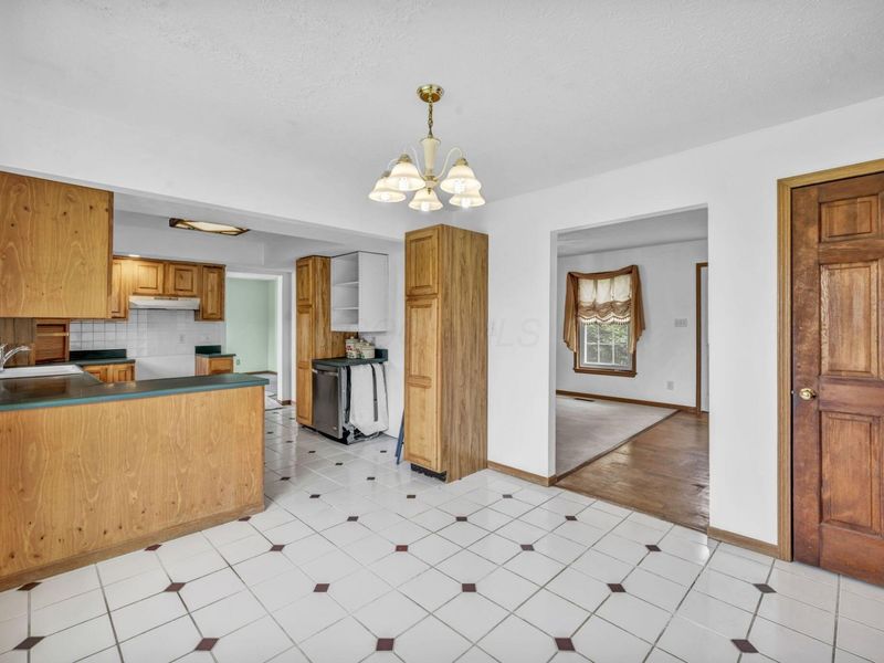 810 Kenton Galion Road E, Marion, OH 43302 Photo 12