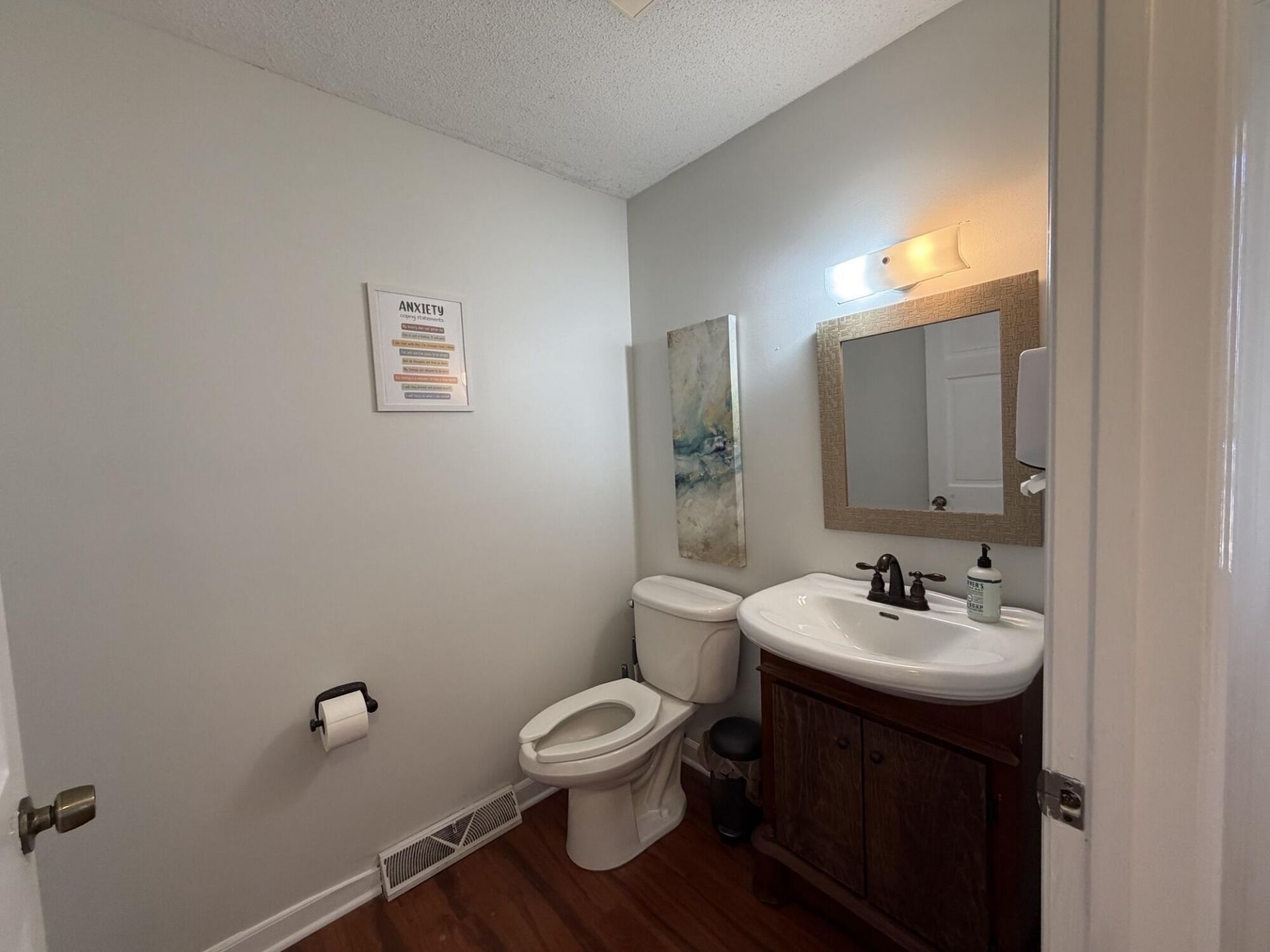 310 N Gum Street  Photo 12