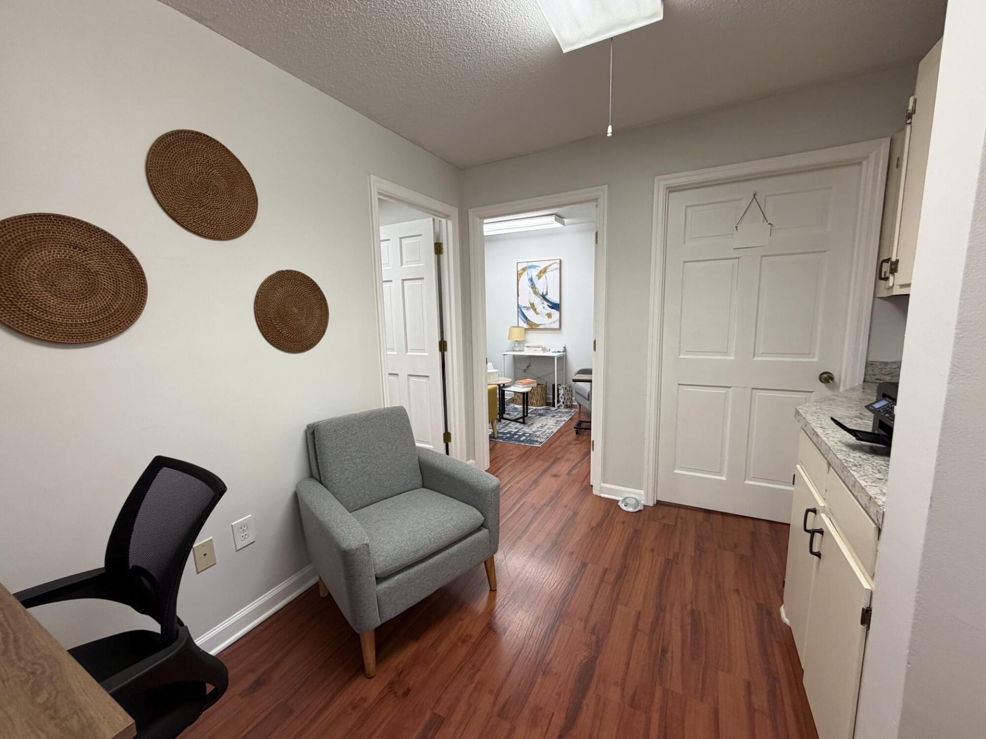 310 N Gum Street  Photo 9