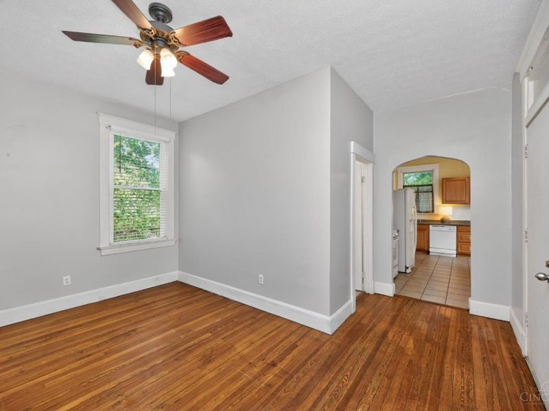 668 Elliott Avenue, Arlington Heights, OH 45215 Photo 11