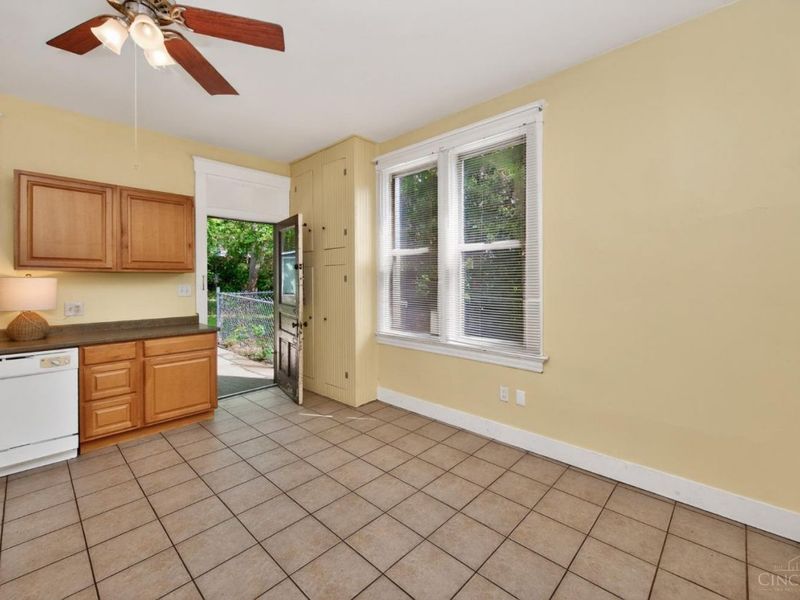668 Elliott Avenue, Arlington Heights, OH 45215 Photo 14