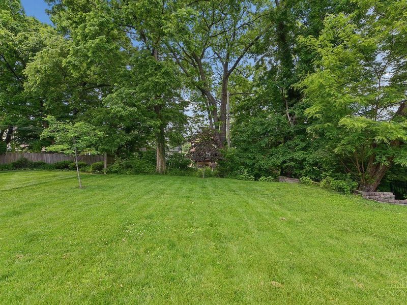 3859 Drakewood Drive, Cincinnati, OH 45209 Photo 45