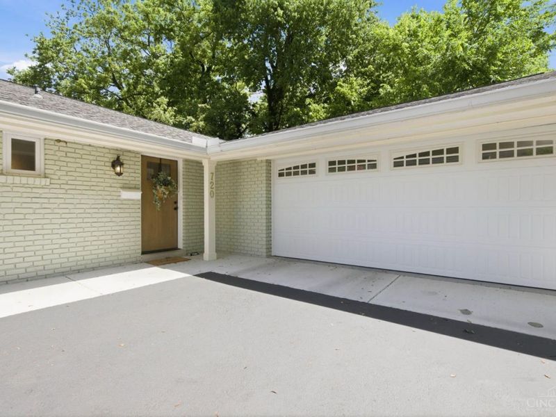 720 Indian Hill Road, Terrace Park, OH 45174 Photo 2