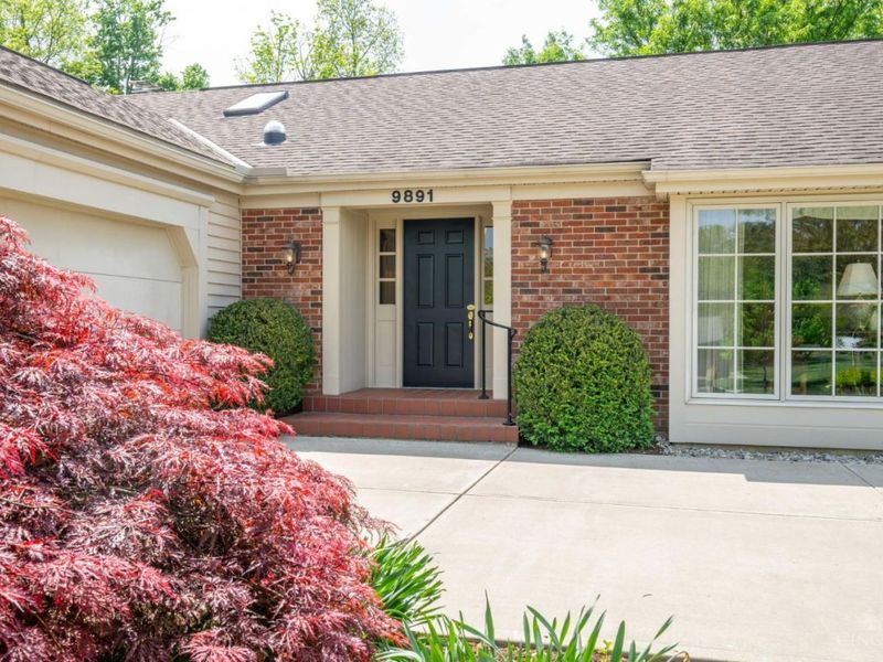 9891 Forestglen Drive, Montgomery, OH 45242 Photo 3