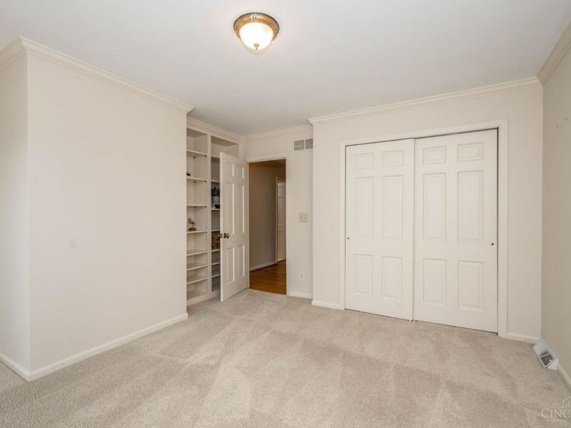 9891 Forestglen Drive, Montgomery, OH 45242 Photo 38