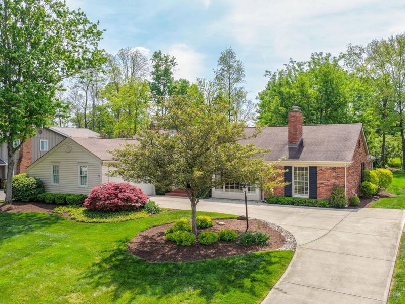 9891 Forestglen Drive, Montgomery, OH 45242 Photo 4
